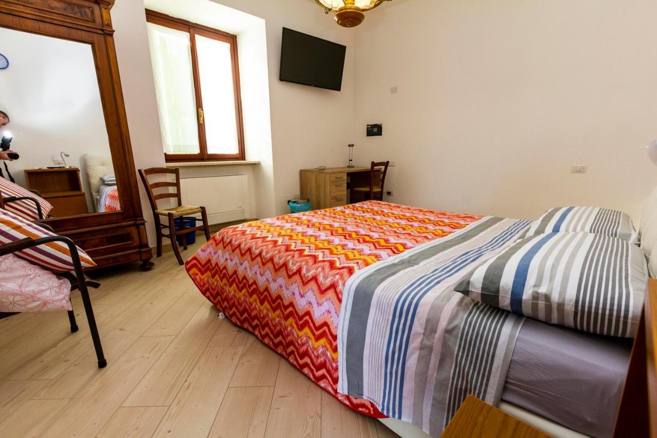 קסטלארו La Colomba B&B מראה חיצוני תמונה