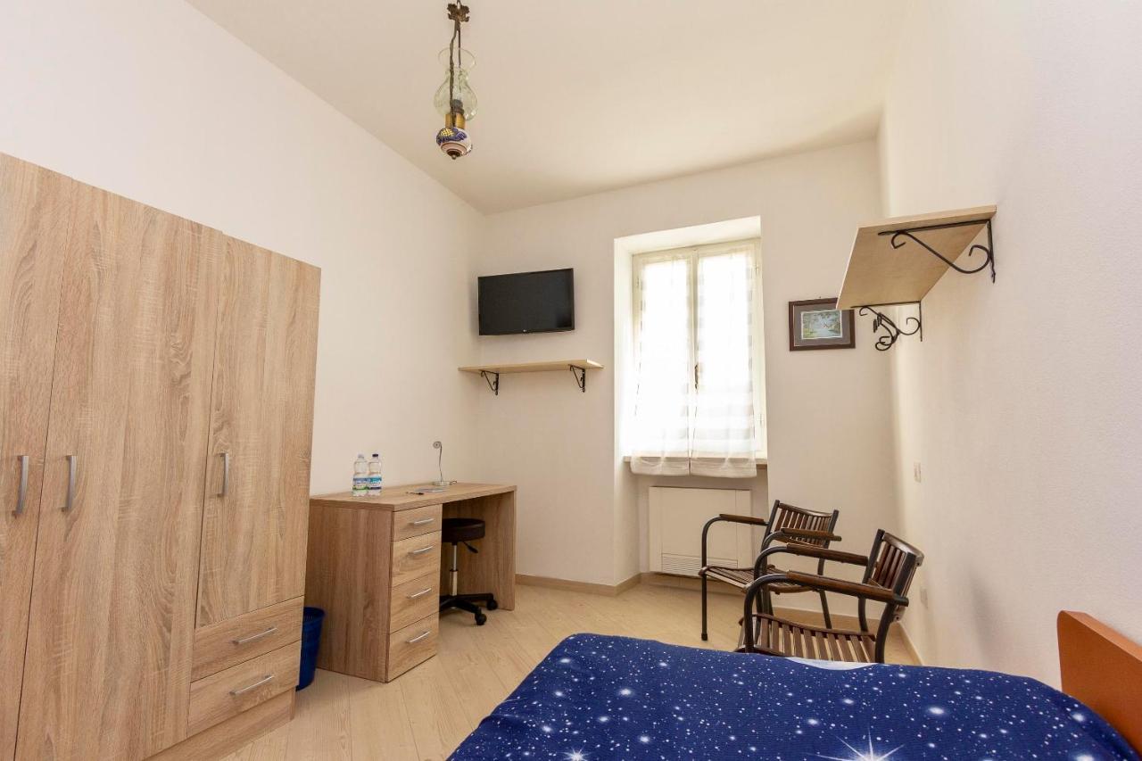 קסטלארו La Colomba B&B מראה חיצוני תמונה